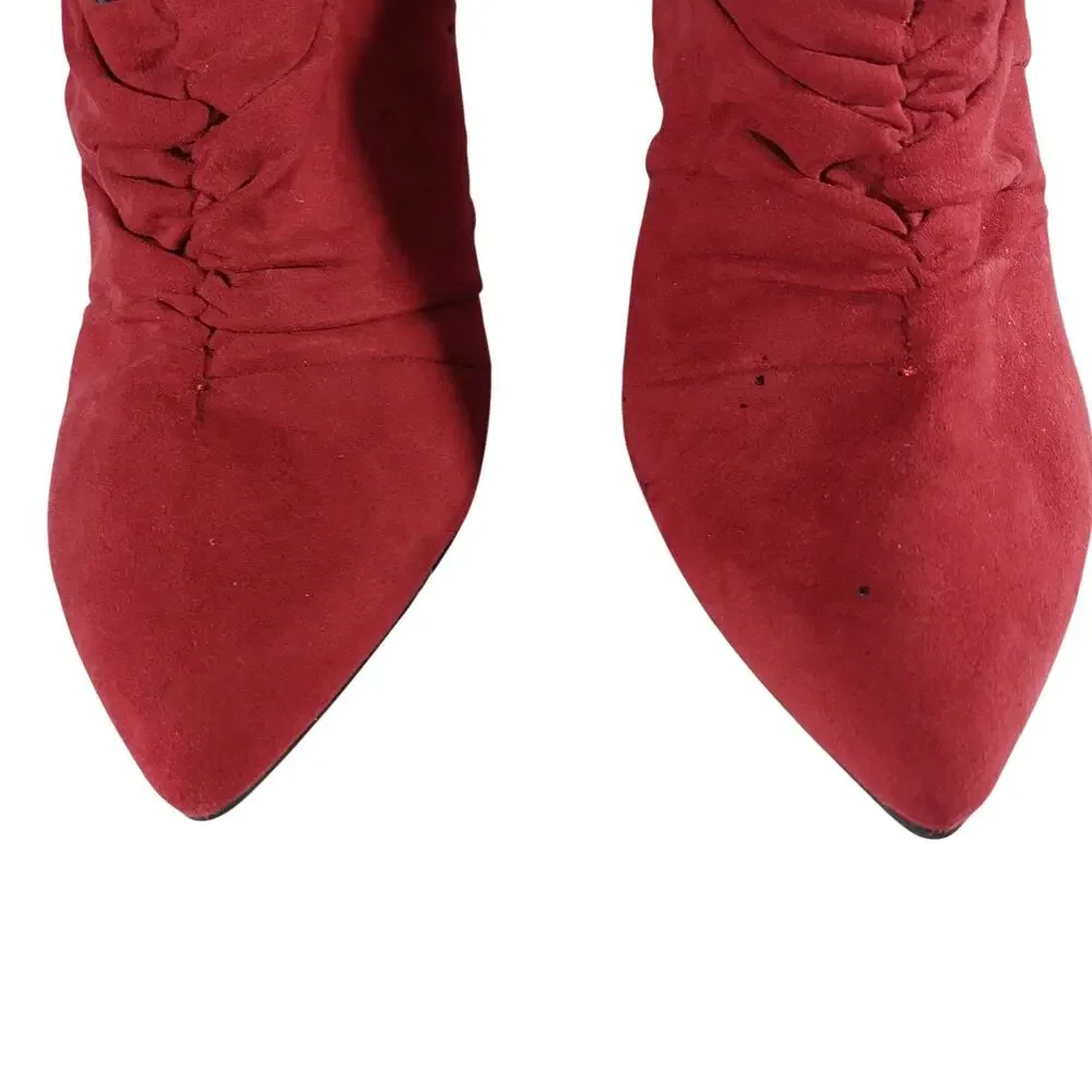 WORTHINGTON! ROUGE RED VEGAN SUEDE SCRUNCHY BACK HEEL ZIPPER BOOTIES! SZ 8.5M
